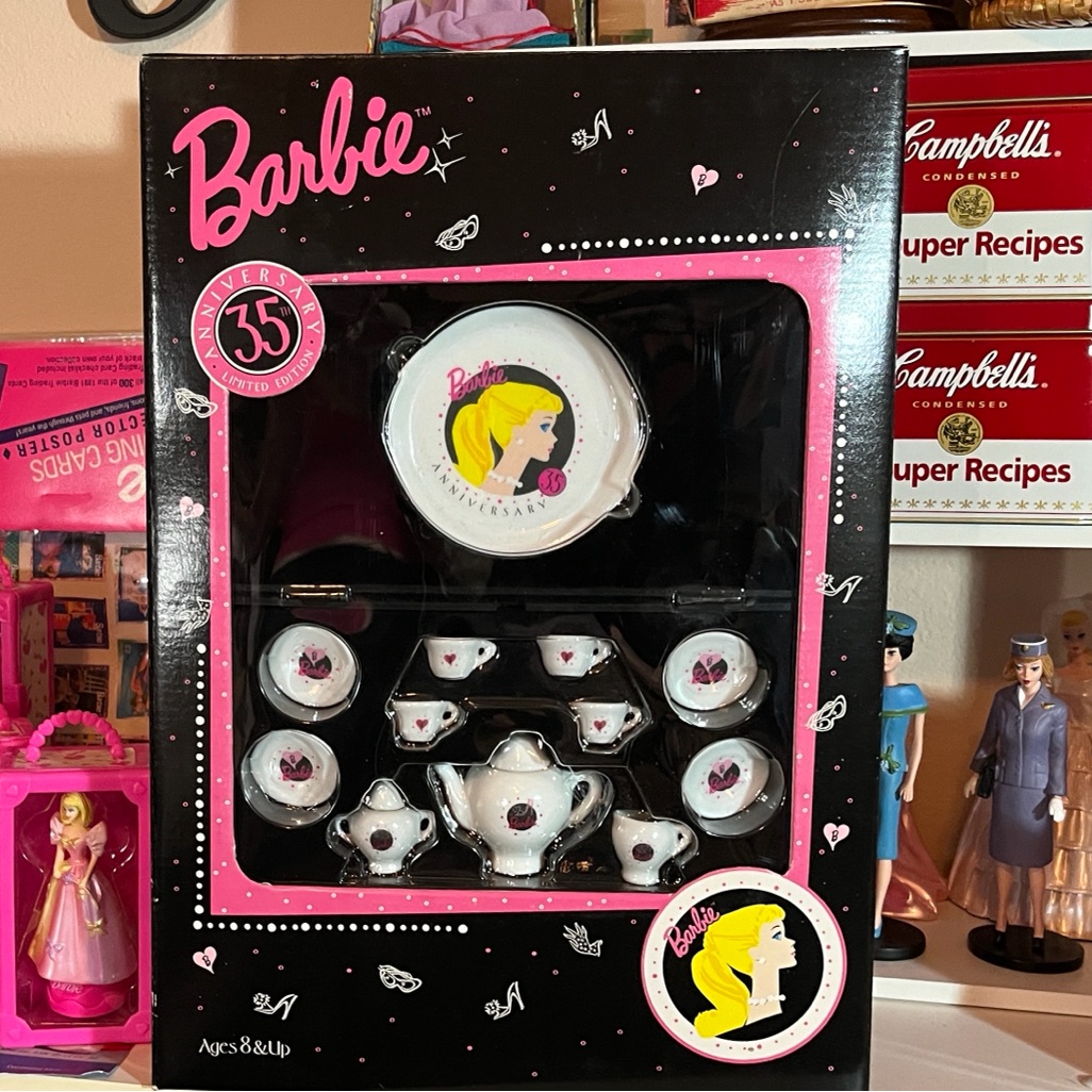 Barbie 35th Anniversary Tea Set Barbie 35th Anniversary Tea Set